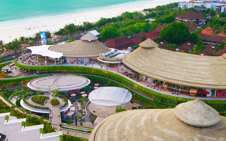 Beachwalk Shopping Mall Best Mall in Bali Kuta Beaxh Kuta Seaview Beach Resort Best Resort in-front of Kuta Beach